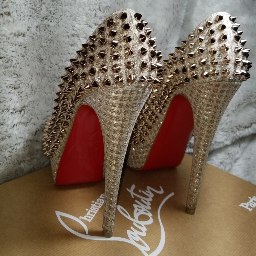 Lady Peep Spikes - Picture 3 of 8